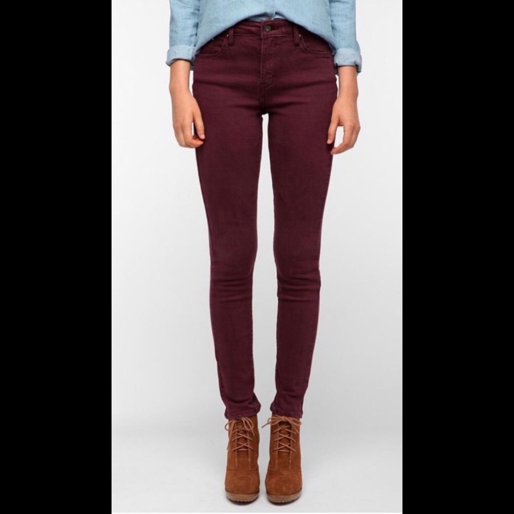 Levi’s 721 High-Rise Skinny Jeans